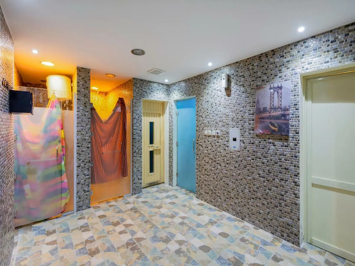 Oyo 158 Silent Room 1 Riyadh 5*,  Saudi Arabia