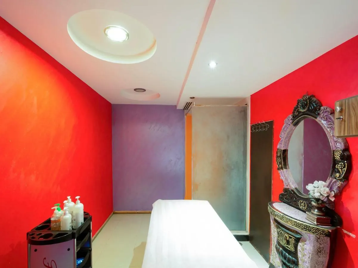 Oyo 158 Silent Room 1 Riyadh 5*,  Saudi Arabia